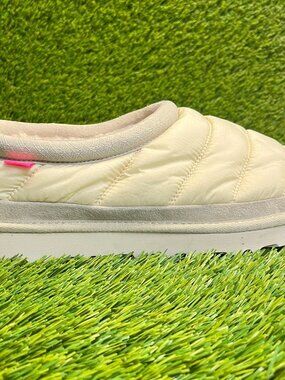 UGG Tasman Puft Mens Size 9 Beige Casual Classic Walking Slip On Slippers Shoes